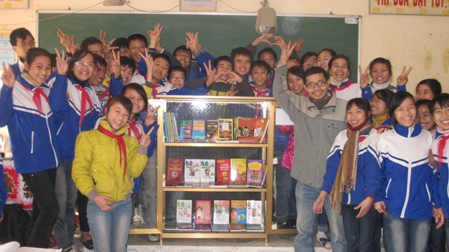 Bücherschränke für Schüler und Eltern in Thai Binh - ảnh 1